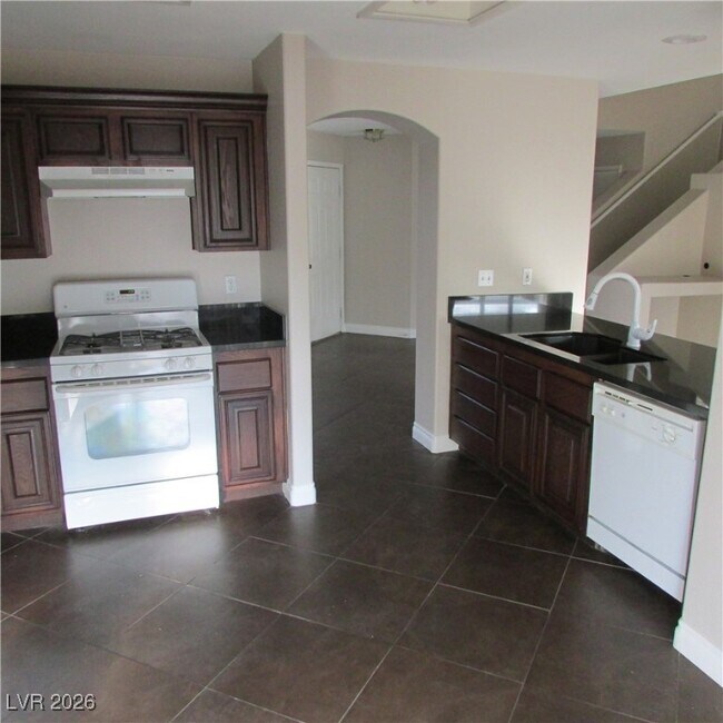 Building Photo - 7237 Tame Pl