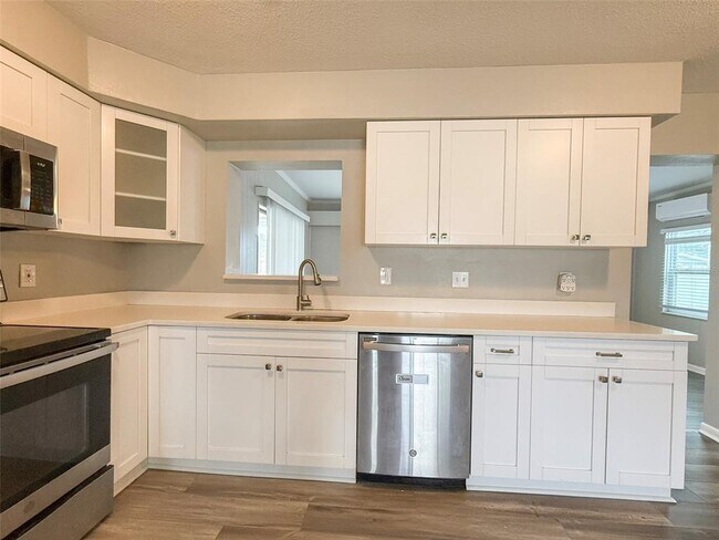 Building Photo - 13788 84th Terrace N