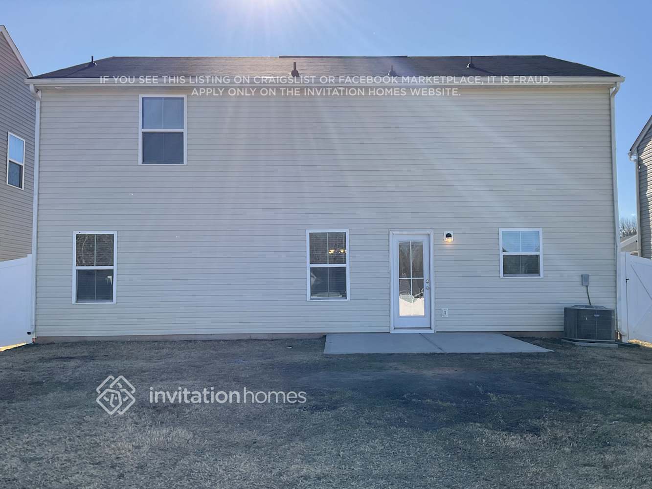 Building Photo - 3015 Bouquet St