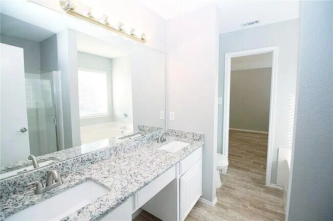 Building Photo - 4926 Brazoswood Cir