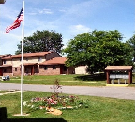 Primary Photo - Butternut Hill Townhouses