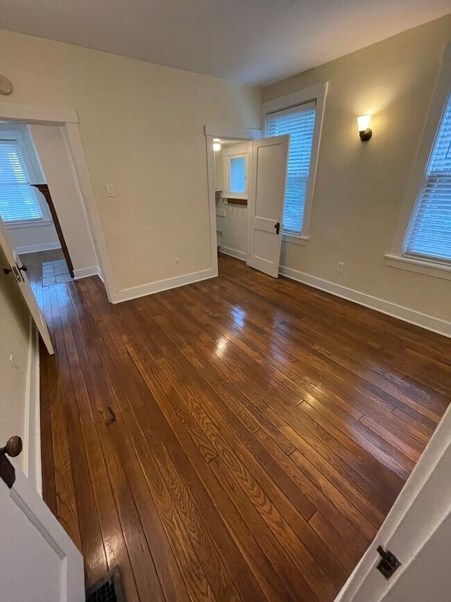 Building Photo - 234-236 Ridge Ave - (26147)