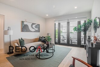 Building Photo - 1333 Orange Grove Ave