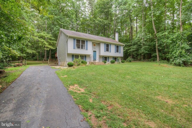 Building Photo - 12820 Lake Wilderness Ln