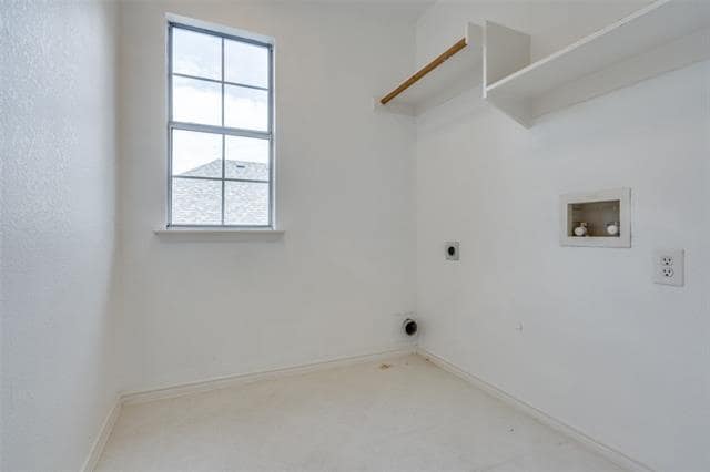 Building Photo - 2213 Ravenhurst Dr