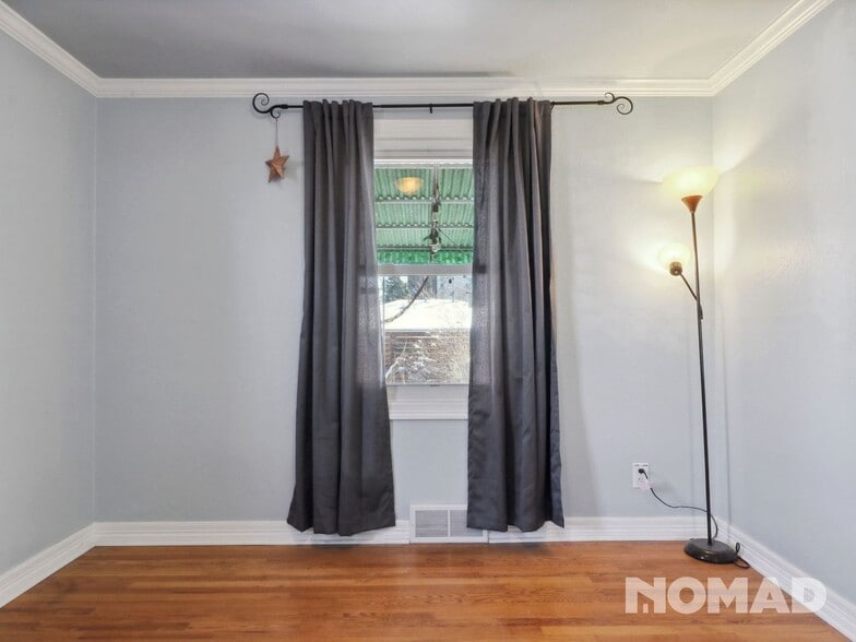 Building Photo - 2712 S Hazel Ct