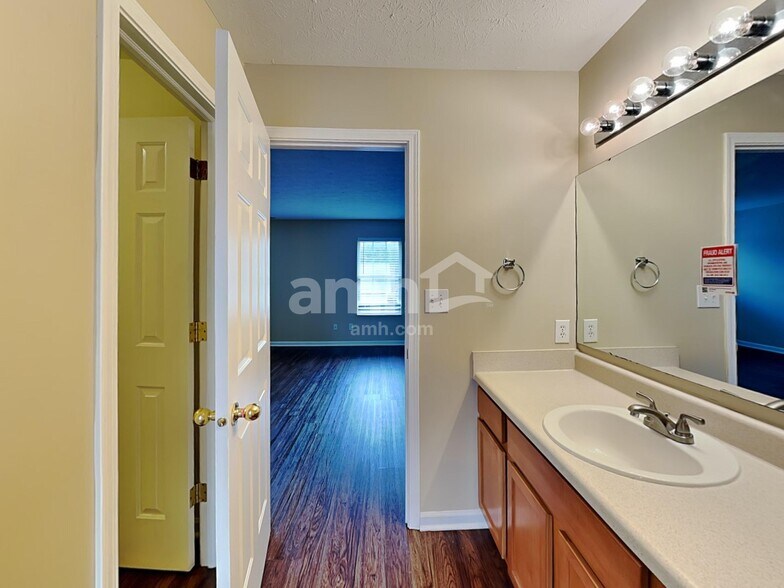 Building Photo - 11529 Pegasus Dr