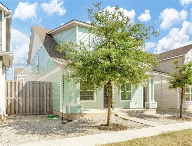 Building Photo - 215 Grange St