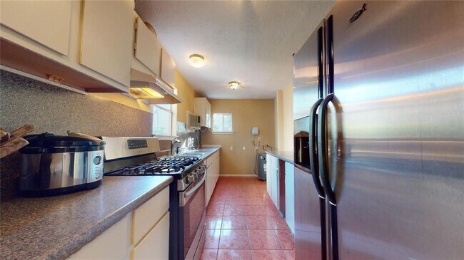 Building Photo - 17319 Jackson Pines Dr