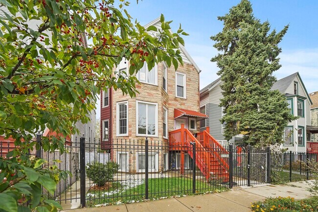 Primary Photo - 1928 N Monticello Ave