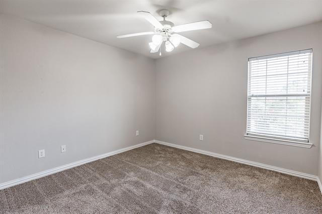 Building Photo - 1100 Cedar Valley Dr