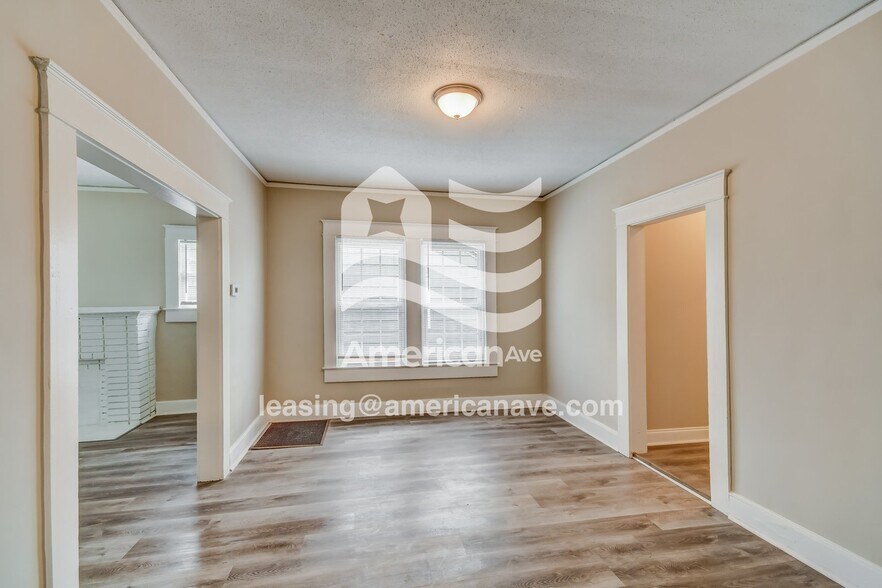 Building Photo - 7206 4th Ave S