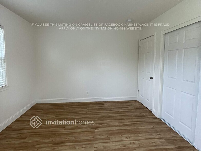 Building Photo - 3096 Yellowstone Ln