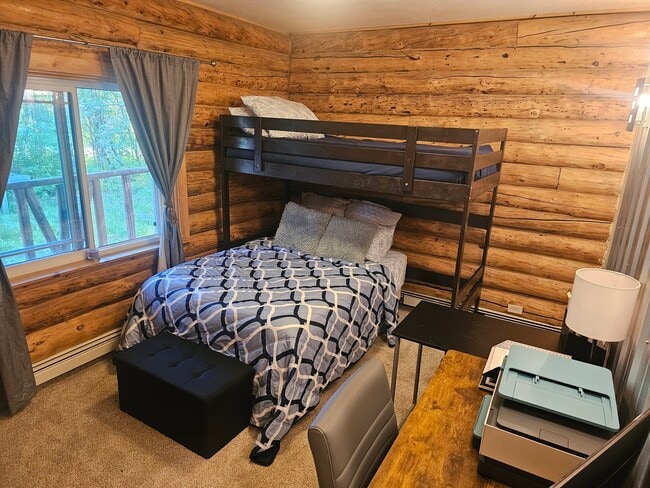 Building Photo - 2840 Horseshoe Way