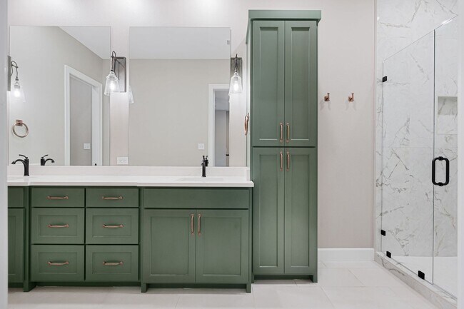 Building Photo - 405 Waggoner Ln