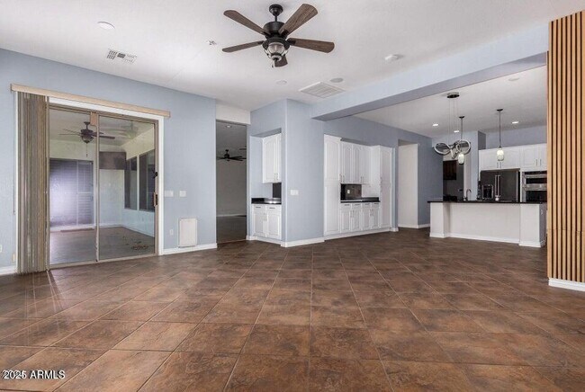 Building Photo - 1842 E Kaibab Dr