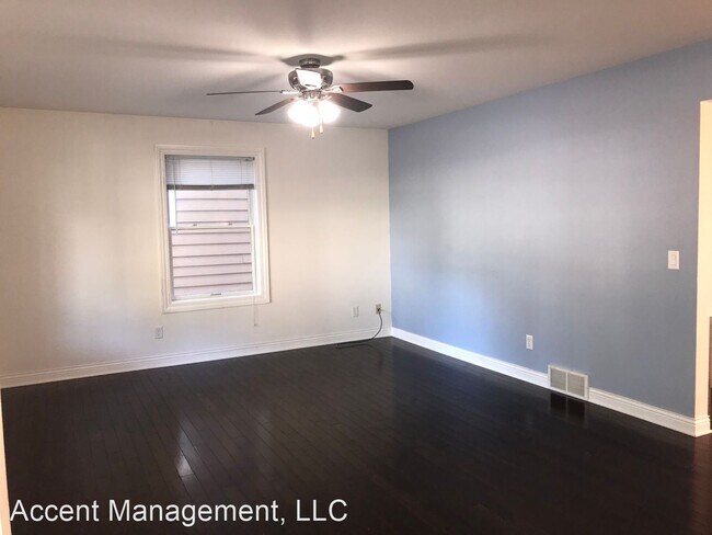 Building Photo - 5 br, 2 bath House - 2021 Monroe St