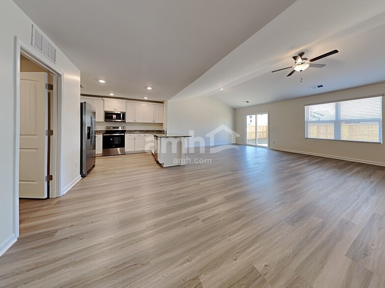 Building Photo - 1341 John Swann St