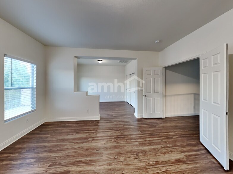 Building Photo - 2974 E Gables Vale Ct