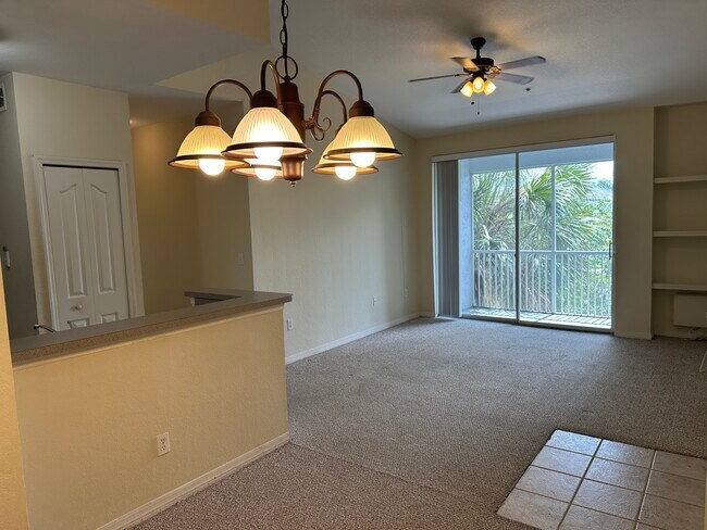Building Photo - 5703 Legacy Crescent Pl