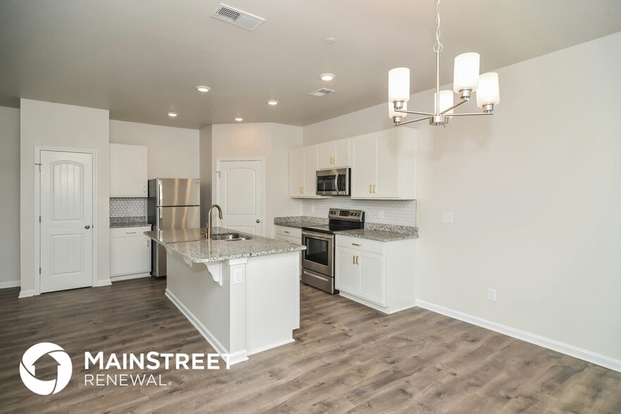 Building Photo - 9202 War Eagles Way