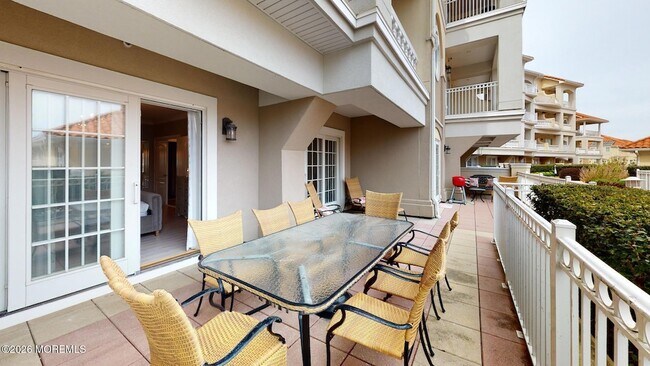 Building Photo - 312 Riviera Dr