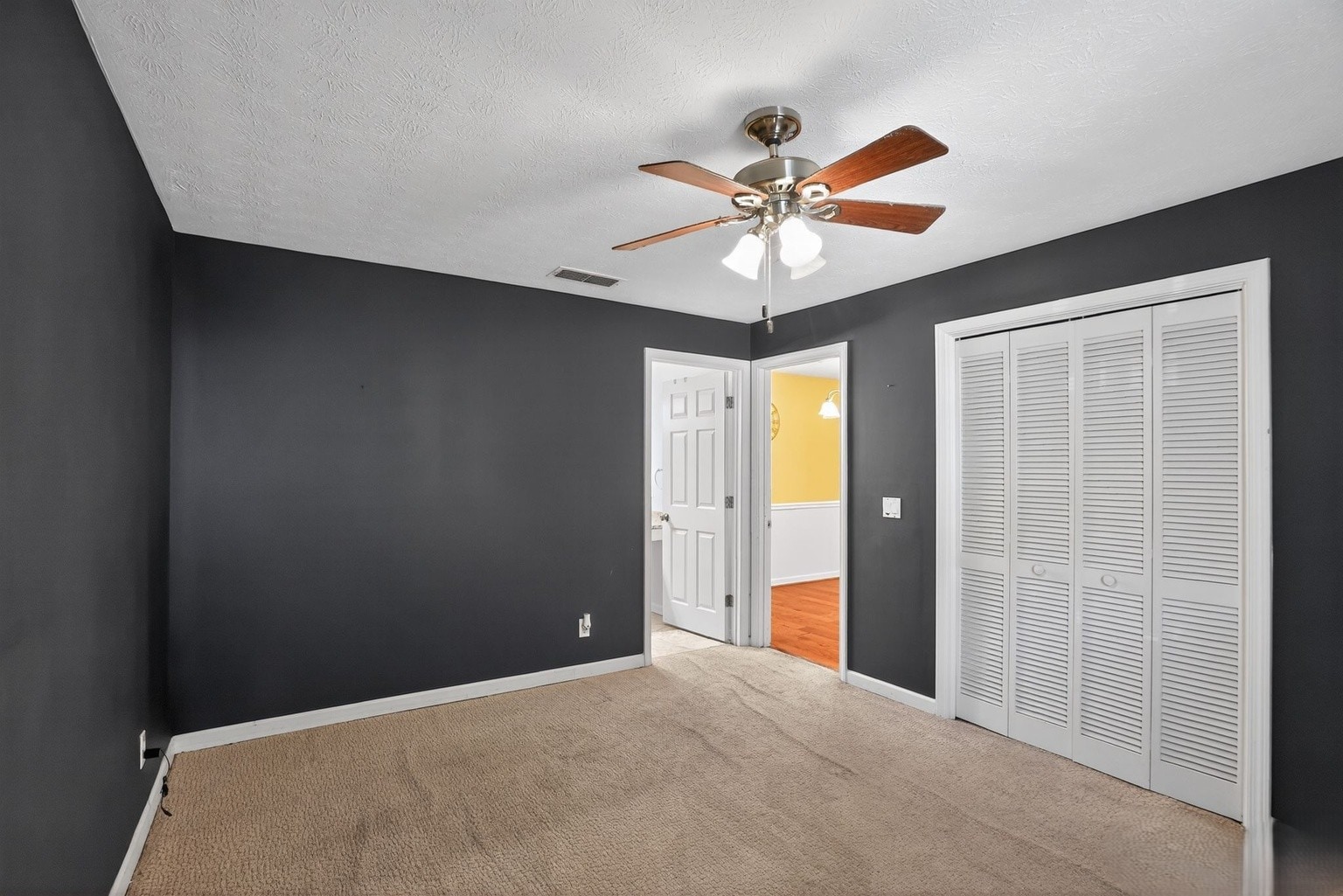 Building Photo - Room in Condo on Gettysburg Pl
