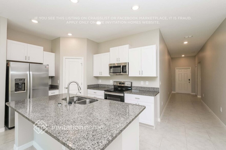 Building Photo - 11253 Riley Pines Cir