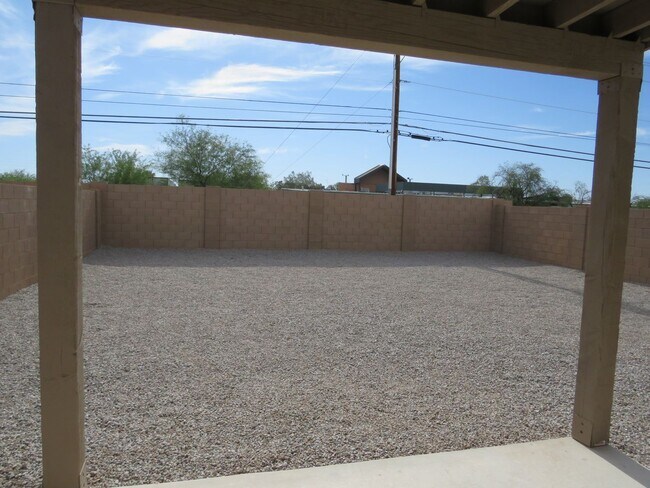 Building Photo - 6272 Spruce Goose Ave