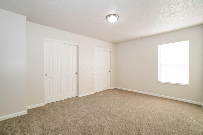 Building Photo - 3853 Sugarbark Dr