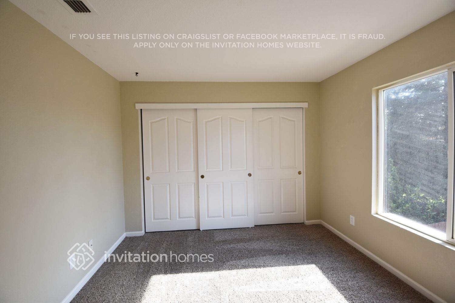 Building Photo - 9554 E Park Dr
