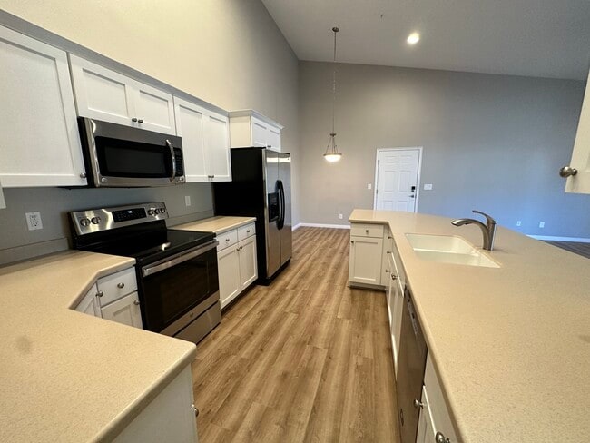 Building Photo - 4985 Kiska Ln