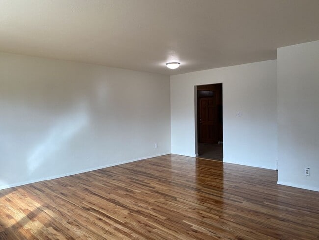 Building Photo - STUDENTS WELCOME! Single-Family Ranch Home in West Ft. Collins w/ Fenced Yard, Lawn Care Included!