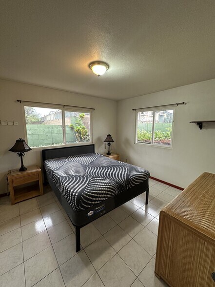 Building Photo - 496 S Kamehameha Ave