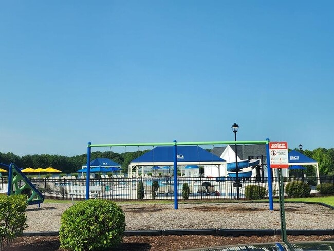 Building Photo - 257 Riley Wy