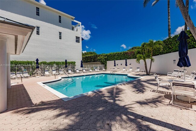 Building Photo - 117 Ocean Key Way