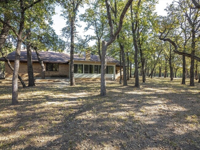 Building Photo - Gorgeous 3 bed room 2 bath in Decatur