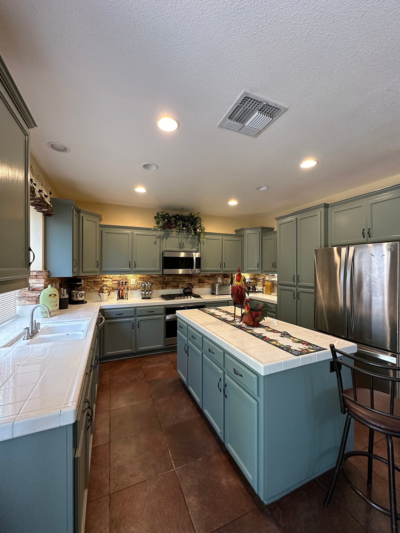 Building Photo - 2613 Covelite Way