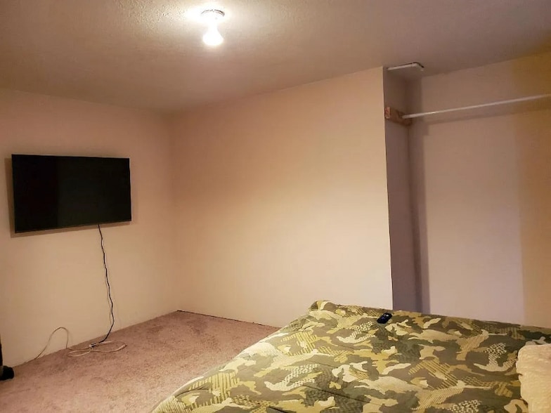 Building Photo - 1177 N 900 E