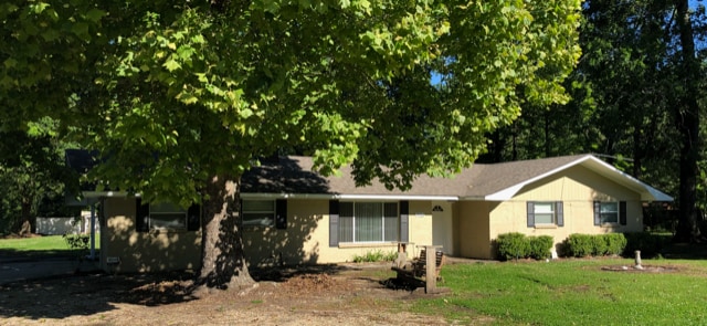 Building Photo - Central 3BR Home