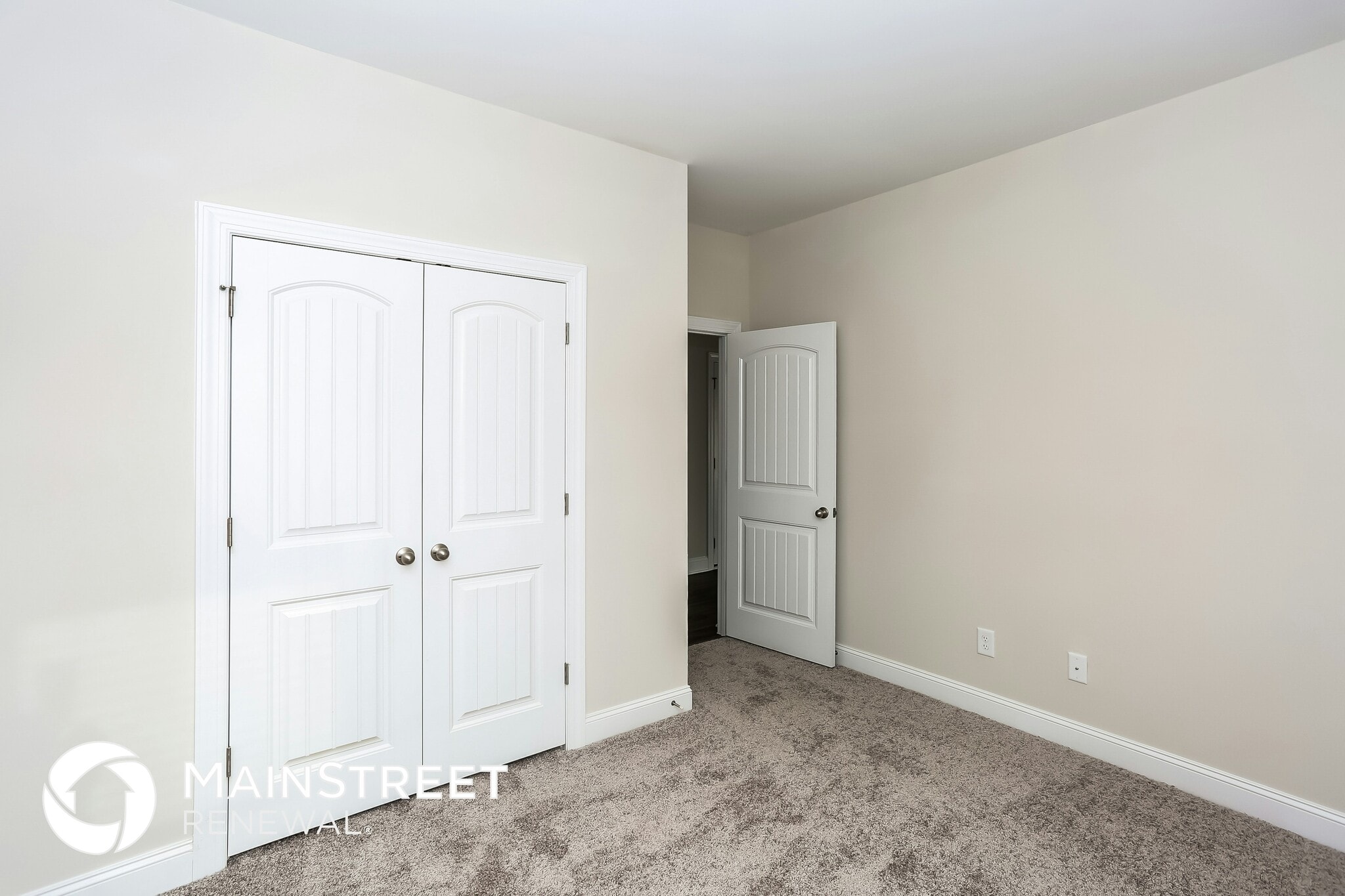 Building Photo - 2136 Moselle Dr