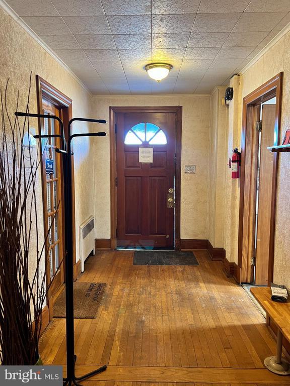 Building Photo - 1 Heighe St