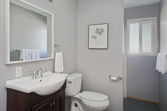 Building Photo - One Of A Kind Freeland Home with Two Seper...