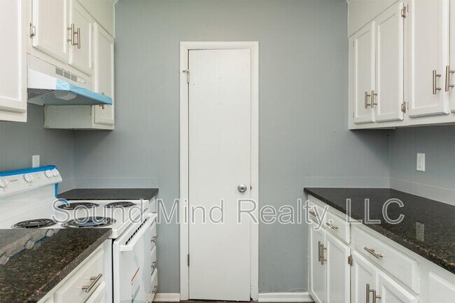 Building Photo - 1309 Sportsman Trail