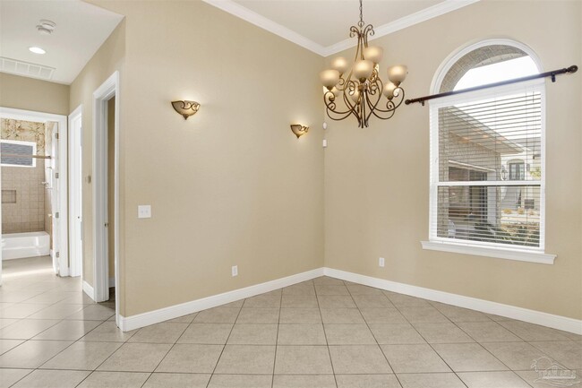 Building Photo - 2018 Crown Pointe Blvd