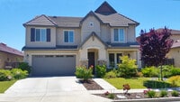 Building Photo - Charming 4 Bedroom Home in Springlake