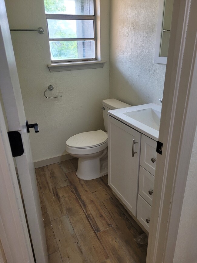 Building Photo - 3013 SE 57th St