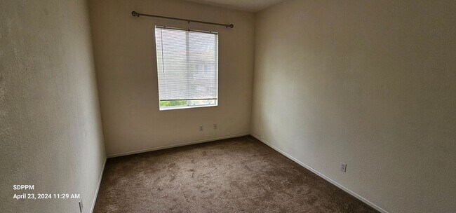Building Photo - SCRIPPS RANCH - Ivy Hill - Nice 3 Bedroom / 2.5 Bath Townhouse.  AVAILABLE 08/17/2026.