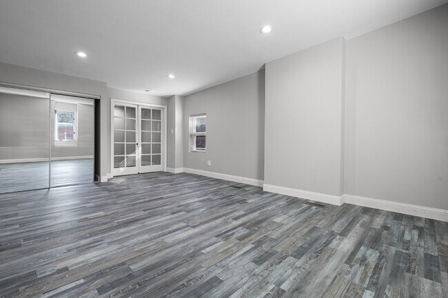 Building Photo - 1309 Shenandoah Ave