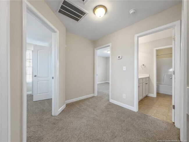 Building Photo - 20 Farrow Ct